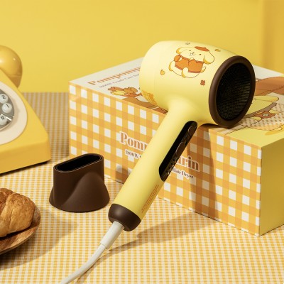 QUICO 1800W 柔護負離子風筒 - POMPOMPURIN布甸狗 (HC402-PN) QUICO 1800W 柔護負離子風筒 - POMPOMPURIN布甸狗 (HC402-PN)