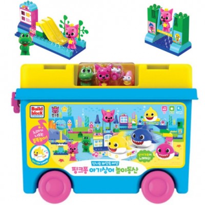 PinkFong 小鯊魚積木遊樂場 玩具組裝 家庭人物嬰兒積木玩具
